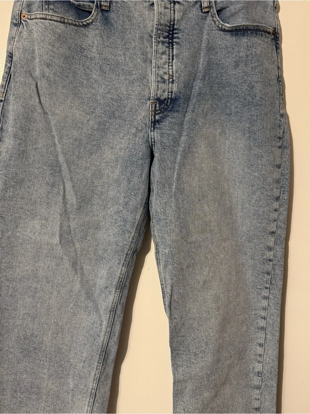 Old Navy Women's Size 16 Light Blue Extra High Rise Straight Jeans